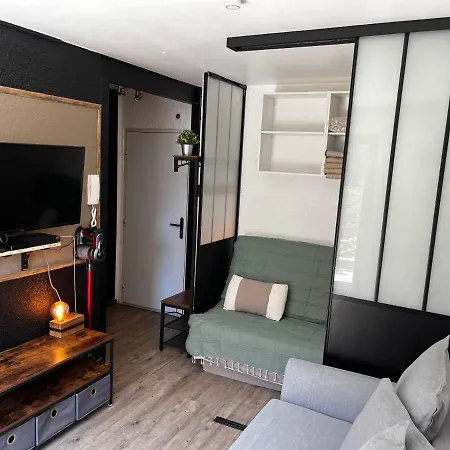 Joli Ensolleille Cavalaire-sur-Mer