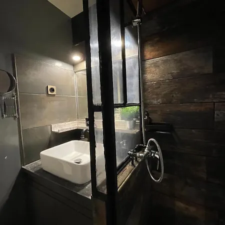 Joli Ensolleille Διαμέρισμα *